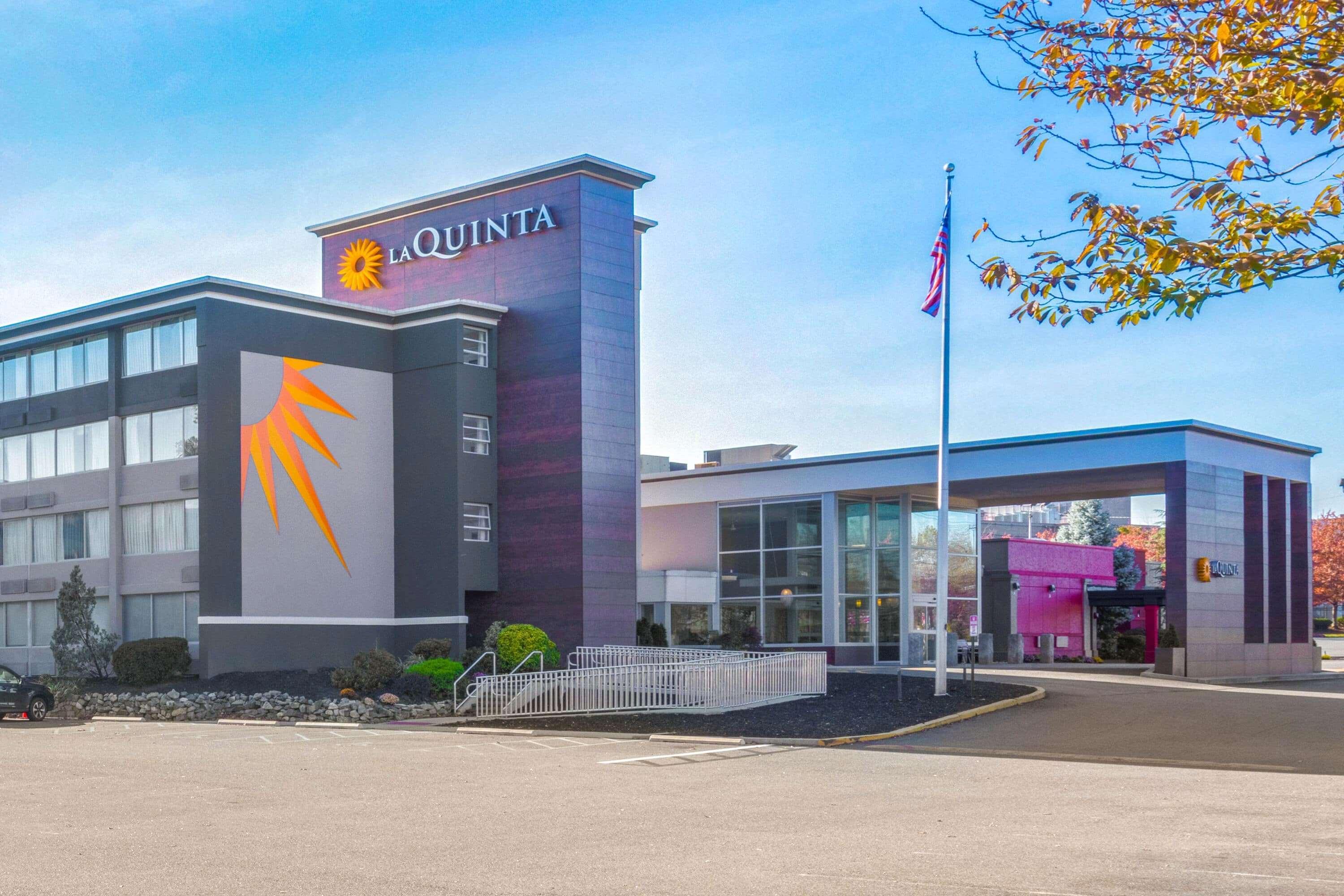 La Quinta By Wyndham Clifton/Rutherford Exterior foto